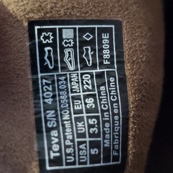 Teva Black Leather Montecito Moto Boot 5 - Picture 9 of 9